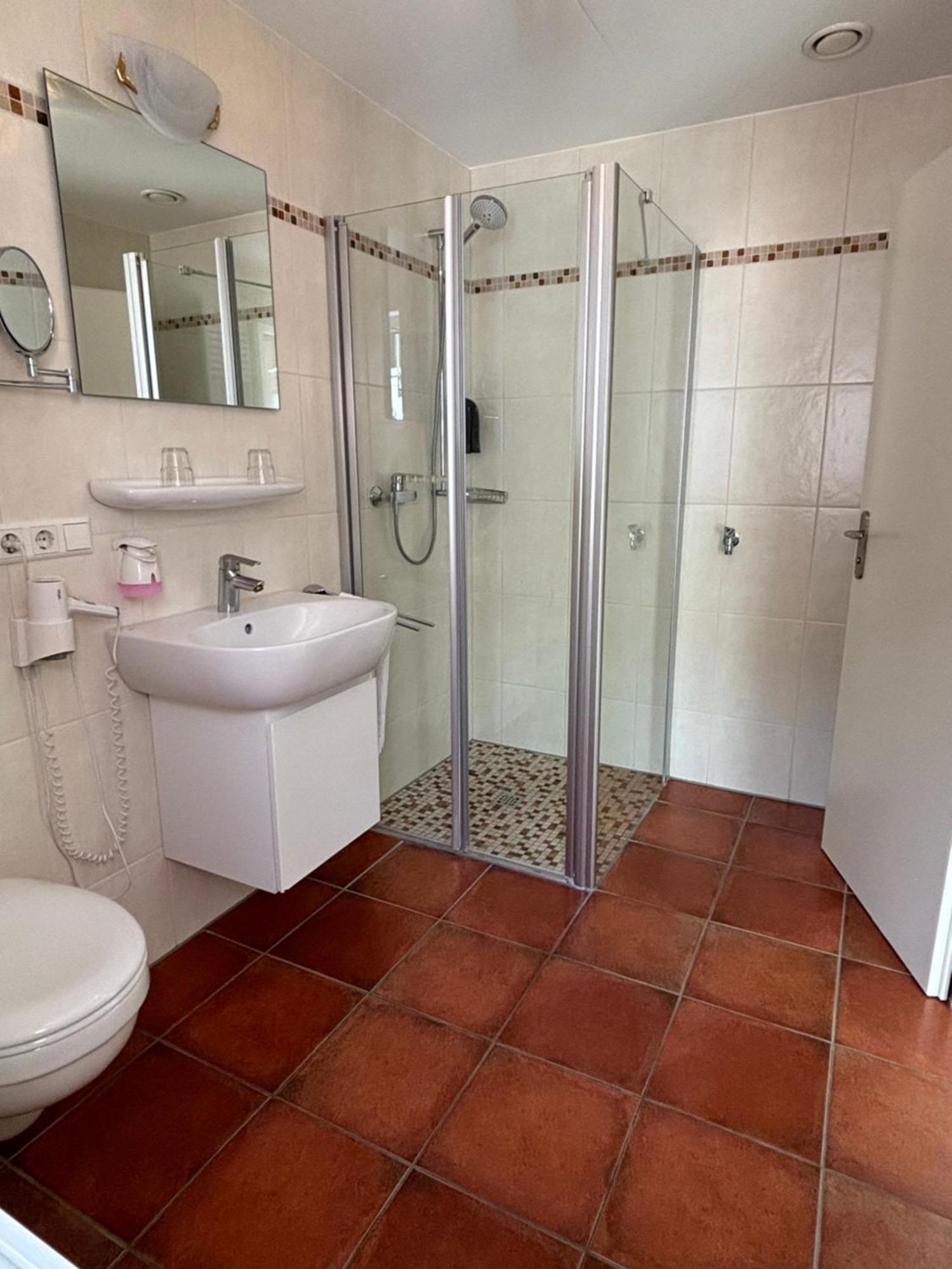 Hotel-Gasthof Adler Lindau  Bilik gambar